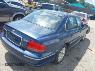 ✅ 2004 Hyundai Sonata GLS • VIN: KMHWF35H54A082876 • Lot: 43085747. Listed on IAAI with 246,193 mi. Free auction sales archive from the USA and detailed vehicle history report at DreamBid. Image 4.