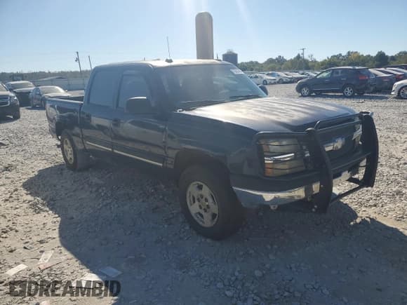 ✅ 2005 Chevrolet Silverado 1500 LS • VIN: 2GCEC13T451207477 • Лот: 76622494. Опубликован ранее на Copart с пробегом 214 810 миль. Бесплатный доступ к архиву аукционных продаж из США и подробный отчёт об истории автомобиля на DreamBid. Изображение 4.