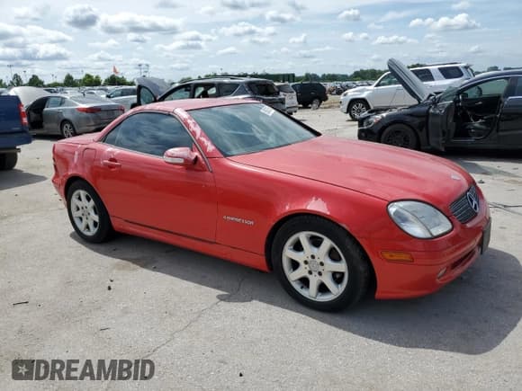 ✅ 2003 Mercedes-Benz SLK 230 Kompressor • VIN: WDBKK49F93F278588 • Лот: 58633785. Опубликован ранее на Copart с пробегом 82 409 миль. Бесплатный доступ к архиву аукционных продаж из США и подробный отчёт об истории автомобиля на DreamBid. Изображение 4.