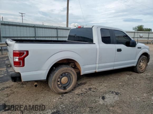 ✅ 2019 Ford F-150 XL • VIN: 1FTEX1C53KKD62054 • Lot: 65564375. Wystawiony na Copart z przebiegiem 82 805 mil. Bezpłatny archiwum sprzedaży aukcyjnych z USA i szczegółowy raport historii pojazdu na DreamBid. Zdjęcie 3.