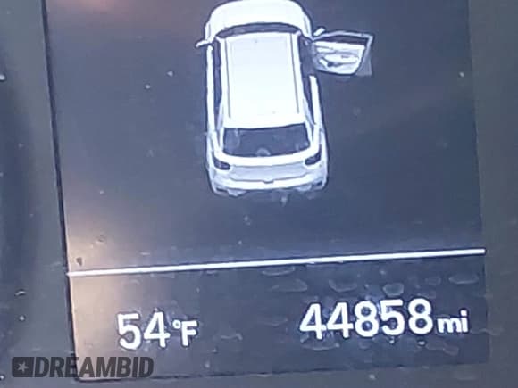 ✅ 2022 Hyundai Venue Limited • VIN: KMHRC8A34NU133202 • Lot: 41750924. Listed on IAAI with 44,858 mi. Free auction sales archive from the USA and detailed vehicle history report at DreamBid. Image 16.