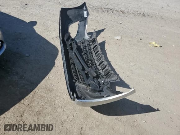 ✅ 2016 Hyundai Elantra • VIN: KMHD35LH7GU283213 • Лот: 70653535. Опубликован ранее на Copart с пробегом 77 244 миль. Бесплатный доступ к архиву аукционных продаж из США и подробный отчёт об истории автомобиля на DreamBid. Изображение 12.