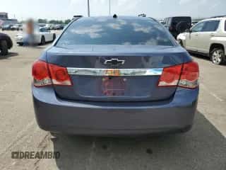 2014 Chevrolet Cruze LS z VIN 1G1PA5SH3E7458599, wystawiony jako Copart lot #69000695 z przebiegiem Nie podano mil oraz Szkoda całkowita • Salvage title. Historia ofert i sprzedaży dostępna na DreamBid. Obrazek 6.