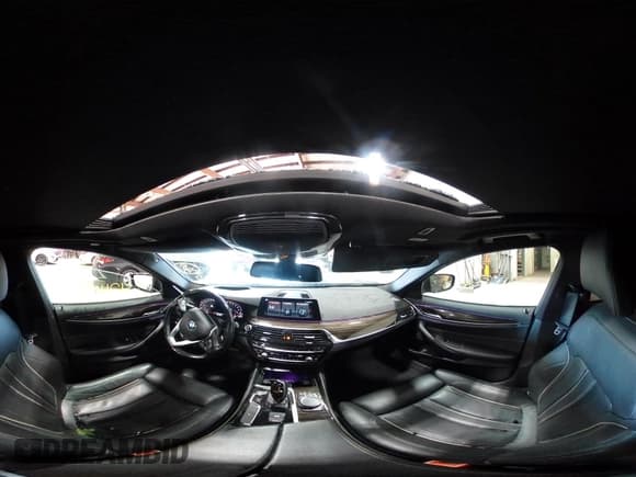 ✅ 2018 BMW 5 Series 530i xDrive • VIN: WBAJA7C50JWA72185 • Lot: 42404293. Listed on IAAI with 56,157 mi. Free auction sales archive from the USA and detailed vehicle history report at DreamBid. Image 18.