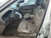 ✅ 2002 Acura TL w/Navigation • VIN: 19UUA56742A048728 • Lot: 50744665. Wystawiony na Copart z przebiegiem Nie podano. Bezpłatny archiwum sprzedaży aukcyjnych z USA i szczegółowy raport historii pojazdu na DreamBid. Zdjęcie 7.