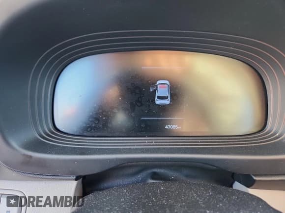 ✅ 2024 Hyundai Venue SEL • VIN: KMHRC8A39RU279939 • Lot: 90418435. Wystawiony na Copart z przebiegiem 47 085 mil. Bezpłatny archiwum sprzedaży aukcyjnych z USA i szczegółowy raport historii pojazdu na DreamBid. Zdjęcie 9.