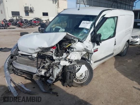 ✅ 2022 Ram ProMaster City Cargo Tradesman • VIN: ZFBHRFABXN6W64471 • Lot: 41676057. Listed on IAAI with 41,185 mi. Free auction sales archive from the USA and detailed vehicle history report at DreamBid. Image 17.