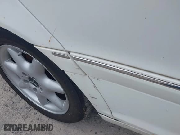 ✅ 2002 Mercedes-Benz C 230/260/280/320 • VIN: WDBRF64J12F288296 • Lot: 42883189. Wystawiony na IAAI z przebiegiem Nie podano. Bezpłatny archiwum sprzedaży aukcyjnych z USA i szczegółowy raport historii pojazdu na DreamBid. Zdjęcie 12.