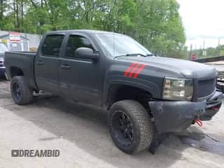 ✅ 2011 Chevrolet Silverado 1500 LS • VIN: 3GCPKREA3BG268473 • Lot: 42248752. Wystawiony na IAAI z przebiegiem 202 057 mil mil. Skorzystaj z bezpłatnego archiwum sprzedaży aukcyjnych z USA i zobacz szczegółowy raport historii pojazdu na DreamBid. Zdjęcie 1.