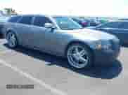 2005 Dodge Magnum SE с VIN 2D4FV48V95H123675, выставлен на аукционе IAAI как лот 42303195 с пробегом Не указан миль и . История ставок и продаж доступна на DreamBid. Изображение 1.