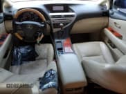 ✅ 2011 Lexus RX 350 • VIN: 2T2ZK1BA3BC045581 • Lot: 59154125. Wystawiony na Copart z przebiegiem 185 881 mil. Bezpłatny archiwum sprzedaży aukcyjnych z USA i szczegółowy raport historii pojazdu na DreamBid. Zdjęcie 8.