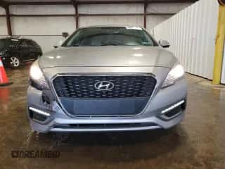 ✅ 2016 Hyundai Sonata SE • VIN: KMHE24L10GA027047 • Lot: 90625665. Wystawiony na Copart z przebiegiem 75 138 mil mil. Skorzystaj z bezpłatnego archiwum sprzedaży aukcyjnych z USA i zobacz szczegółowy raport historii pojazdu na DreamBid. Zdjęcie 5.