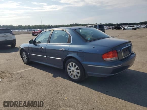 ✅ 2004 Hyundai Sonata GLS • VIN: KMHWF35HX4A053261 • Lot: 66856295. Listed on Copart with 36,288 mi. Free auction sales archive from the USA and detailed vehicle history report at DreamBid. Image 2.