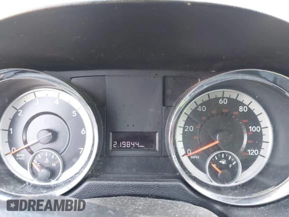 ✅ 2012 Dodge Grand Caravan SXT • VIN: 2C4RDGCG6CR310337 • Lot: 43245893. Wystawiony na IAAI z przebiegiem 219 844 mil. Bezpłatny archiwum sprzedaży aukcyjnych z USA i szczegółowy raport historii pojazdu na DreamBid. Zdjęcie 7.