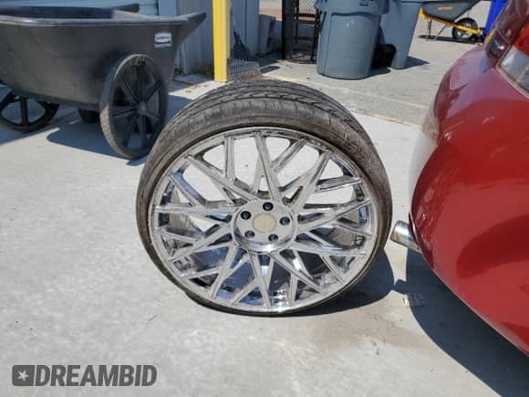 2014 Chevrolet Impala LT с VIN 2G1WB5E37E1122105, выставлен на аукционе Copart как лот 80791845 с пробегом 153 348 миль миль и Списание • Salvage title. История ставок и продаж доступна на DreamBid. Изображение 12.