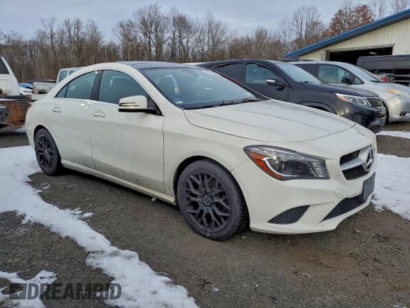 ✅ 2015 Mercedes-Benz CLA 250 • VIN: WDDSJ4GB0FN177587 • Lot: 95689595. Listed on Copart with 117,203 mi. Free auction sales archive from the USA and detailed vehicle history report at DreamBid. Image 4.