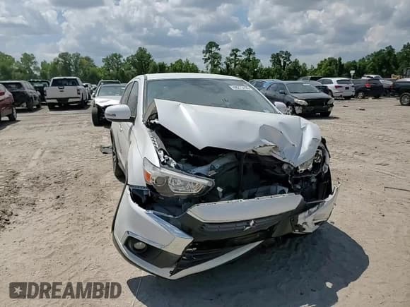 ✅ 2017 Mitsubishi Outlander SE • VIN: JA4AP3AW0HZ041900 • Lot: 68273795. Wystawiony na Copart z przebiegiem 73 663 mil. Bezpłatny archiwum sprzedaży aukcyjnych z USA i szczegółowy raport historii pojazdu na DreamBid. Zdjęcie 14.