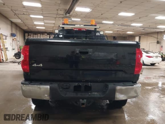 ✅ 2016 Toyota Tundra SR • VIN: 5TFUY5F16GX558783 • Lot: 40828530. Listed on IAAI with 169,499 mi. Free auction sales archive from the USA and detailed vehicle history report at DreamBid. Image 17.