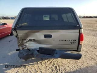 ✅ 2004 Dodge Dakota • VIN: 1D7GL12K94S627063 • Lot: 75315764. Wystawiony na Copart z przebiegiem 202 412 mil. Bezpłatny archiwum sprzedaży aukcyjnych z USA i szczegółowy raport historii pojazdu na DreamBid. Zdjęcie 6.