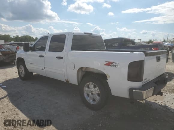 ✅ 2008 Chevrolet Silverado 1500 2LT • VIN: 2GCEK133581162119 • Lot: 68704905. Listed on Copart with 231,254 mi. Free auction sales archive from the USA and detailed vehicle history report at DreamBid. Image 2.