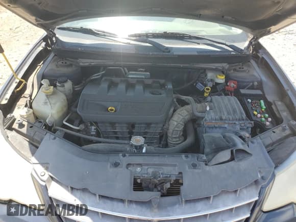 ✅ 2008 Chrysler Sebring LX • VIN: 1C3LC45K98N167580 • Lot: 60696855. Listed on Copart with 126,591 mi. Free auction sales archive from the USA and detailed vehicle history report at DreamBid. Image 11.