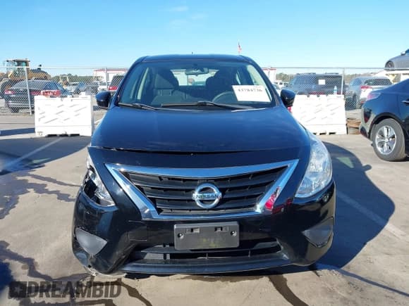 ✅ 2019 Nissan Versa SV • VIN: 3N1CN7AP0KL817030 • Lot: 43784736. Listed on IAAI with 53,210 mi. Free auction sales archive from the USA and detailed vehicle history report at DreamBid. Image 12.