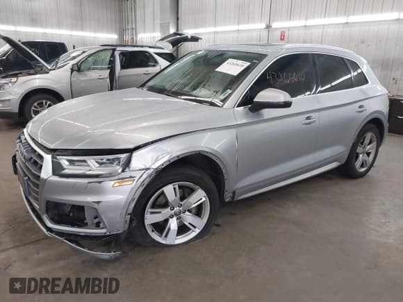 ✅ 2018 Audi Q5 Premium Plus • VIN: WA1BNAFY6J2124450 • Lot: 43265610. Listed on IAAI with 184,942 mi. Free auction sales archive from the USA and detailed vehicle history report at DreamBid. Image 18.