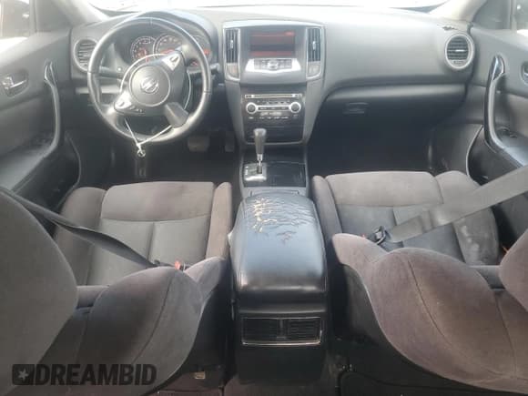 ✅ 2010 Nissan Maxima SV • VIN: 1N4AA5AP1AC828963 • Lot: 93752695. Listed on Copart with 230,137 mi. Free auction sales archive from the USA and detailed vehicle history report at DreamBid. Image 8.