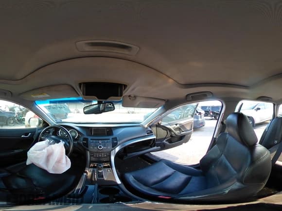 ✅ 2012 Acura TSX Technology • VIN: JH4CW2H65CC001775 • Lot: 43073074. Listed on IAAI with 163,751 mi. Free auction sales archive from the USA and detailed vehicle history report at DreamBid. Image 18.