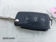 ✅ 2018 Volkswagen Passat SE • VIN: 1VWBA7A32JC032517 • Лот: 43073984. Опубликован ранее на IAAI с пробегом 67 844 миль. Бесплатный доступ к архиву аукционных продаж из США и подробный отчёт об истории автомобиля на DreamBid. Изображение 11.