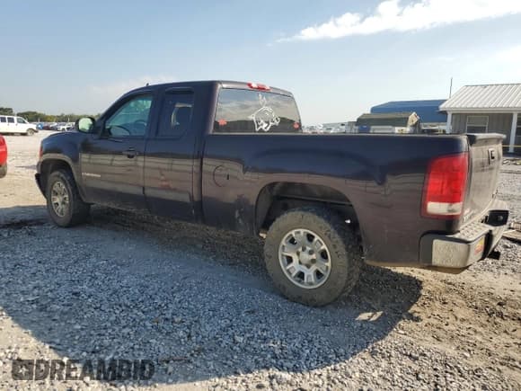 ✅ 2008 GMC Sierra 1500 SLE1 • VIN: 1GTEC19JX8Z112696 • Лот: 84477245. Опубликован ранее на Copart с пробегом 239 188 миль. Бесплатный доступ к архиву аукционных продаж из США и подробный отчёт об истории автомобиля на DreamBid. Изображение 2.