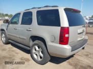 ✅ 2007 Chevrolet Tahoe LT • VIN: 1GNFK13077J135641 • Lot: 43260484. Wystawiony na IAAI z przebiegiem 183 992 mil. Bezpłatny archiwum sprzedaży aukcyjnych z USA i szczegółowy raport historii pojazdu na DreamBid. Zdjęcie 3.
