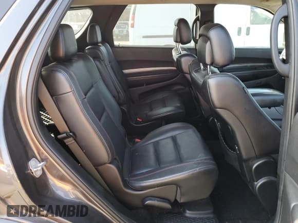 ✅ 2018 Dodge Durango GT • VIN: 1C4RDHDGXJC239704 • Lot: 80748025. Wystawiony na Copart z przebiegiem 131 133 mil. Bezpłatny archiwum sprzedaży aukcyjnych z USA i szczegółowy raport historii pojazdu na DreamBid. Zdjęcie 11.