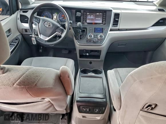 ✅ 2020 Toyota Sienna LE • VIN: 5TDKZ3DC2LS026556 • Lot: 94259625. Listed on Copart with 64,098 mi. Free auction sales archive from the USA and detailed vehicle history report at DreamBid. Image 8.