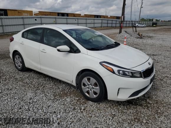 ✅ 2018 Kia Forte LX • VIN: 3KPFK4A71JE268829 • Лот: 84159885. Опубликован ранее на Copart с пробегом 150 708 миль. Бесплатный доступ к архиву аукционных продаж из США и подробный отчёт об истории автомобиля на DreamBid. Изображение 4.