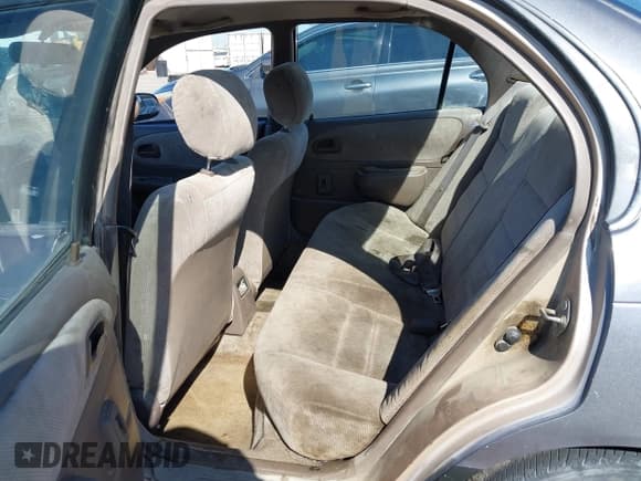 ✅ 1997 Toyota Corolla DX • VIN: 1NXBB02E8VZ526190 • Lot: 43484499. Wystawiony na IAAI z przebiegiem 231 757 mil. Bezpłatny archiwum sprzedaży aukcyjnych z USA i szczegółowy raport historii pojazdu na DreamBid. Zdjęcie 8.