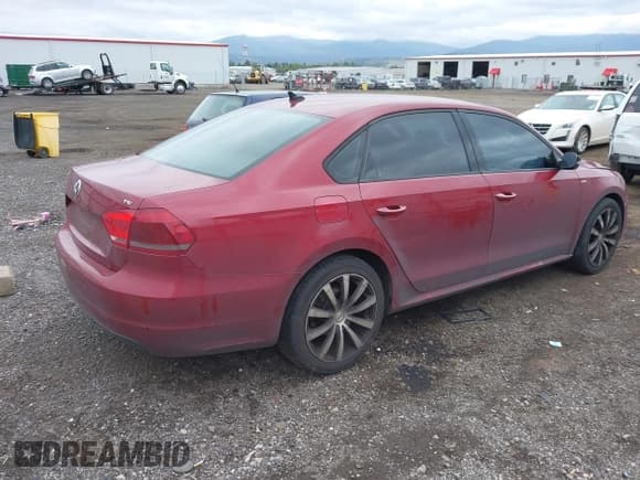 ✅ 2015 Volkswagen Passat Limited Edition • VIN: 1VWAT7A37FC040495 • Lot: 42228267. Listed on IAAI with 203,105 mi. Free auction sales archive from the USA and detailed vehicle history report at DreamBid. Image 4.