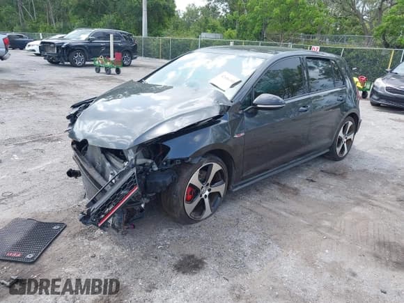 ✅ 2015 Volkswagen Golf GTI S • VIN: 3VW5T7AU9FM002386 • Lot: 42456310. Wystawiony na IAAI z przebiegiem 89 289 mil. Bezpłatny archiwum sprzedaży aukcyjnych z USA i szczegółowy raport historii pojazdu na DreamBid. Zdjęcie 2.