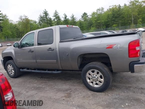 ✅ 2012 Chevrolet Silverado 2500HD LT • VIN: 1GC1KXCG4CF154423 • Лот: 42280495. Опубликован ранее на IAAI с пробегом 70 823 миль. Бесплатный доступ к архиву аукционных продаж из США и подробный отчёт об истории автомобиля на DreamBid. Изображение 14.
