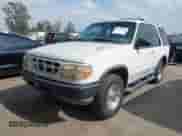 1995 Ford Explorer Eddie Bauer z VIN 1FMCU22XXSUB84913, wystawiony jako IAAI lot #42117807 z przebiegiem 277 152 mil mil oraz . Historia ofert i sprzedaży dostępna na DreamBid. Obrazek 2.