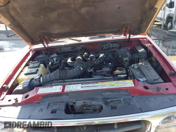 ✅ 2001 Ford Explorer XLT • VIN: 1FMZU73E01ZA05817 • Lot: 42550182. Listed on IAAI with 185,304 mi. Free auction sales archive from the USA and detailed vehicle history report at DreamBid. Image 10.