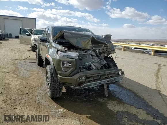 ✅ 2023 GMC Canyon 4WD AT4 • VIN: 1GTP6DEK2P1183081 • Lot: 44117735. Listed on Copart with Not provided. Free auction sales archive from the USA and detailed vehicle history report at DreamBid. Image 14.