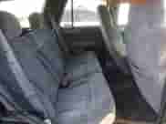 1998 Chevrolet Blazer LT z VIN 1GNDT13W4W2107054, wystawiony jako Copart lot #84475834 z przebiegiem 162 609 mil mil oraz Szkoda całkowita • Salvage title. Historia ofert i sprzedaży dostępna na DreamBid. Obrazek 11.