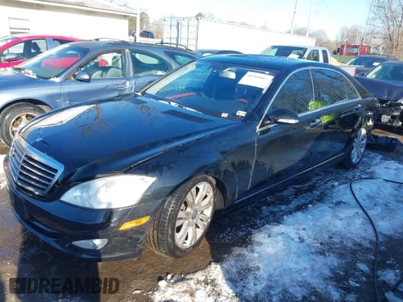 ✅ 2009 Mercedes-Benz S 550 • VIN: WDDNG86X79A239188 • Lot: 41269861. Listed on IAAI with 142,439 mi. Free auction sales archive from the USA and detailed vehicle history report at DreamBid. Image 17.
