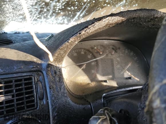 ✅ 2005 Volkswagen Golf GL • VIN: 9BWFL61J654032176 • Lot: 70890134. Wystawiony na Copart z przebiegiem Nie podano. Bezpłatny archiwum sprzedaży aukcyjnych z USA i szczegółowy raport historii pojazdu na DreamBid. Zdjęcie 9.