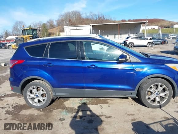 ✅ 2015 Ford Escape Titanium • VIN: 1FMCU9JX9FUA59269 • Lot: 43749184. Wystawiony na IAAI z przebiegiem 204 671 mil. Bezpłatny archiwum sprzedaży aukcyjnych z USA i szczegółowy raport historii pojazdu na DreamBid. Zdjęcie 13.