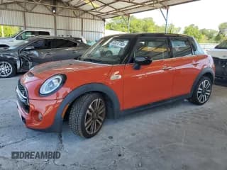 ✅ 2021 MINI Hardtop 4 Door Cooper S • VIN: WMWXU9C00M2M94418 • Lot: 63072185. Wystawiony na Copart z przebiegiem 22 818 mil. Bezpłatny archiwum sprzedaży aukcyjnych z USA i szczegółowy raport historii pojazdu na DreamBid. Zdjęcie 1.