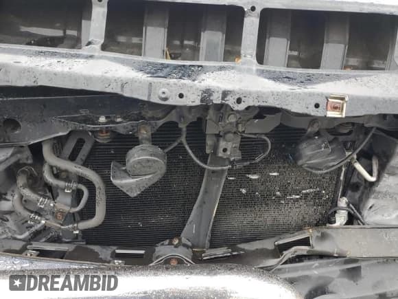 ✅ 2015 Toyota Tundra SR • VIN: 5TFUY5F18FX432679 • Lot: 51847585. Wystawiony na Copart z przebiegiem 136 394 mil. Bezpłatny archiwum sprzedaży aukcyjnych z USA i szczegółowy raport historii pojazdu na DreamBid. Zdjęcie 12.