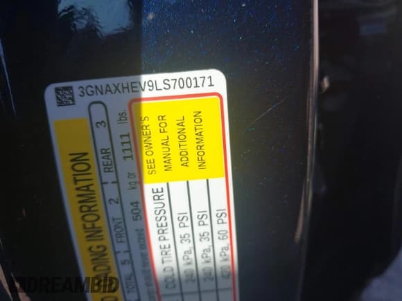 ✅ 2020 Chevrolet Equinox LS • VIN: 3GNAXHEV9LS700171 • Lot: 43246214. Wystawiony na IAAI z przebiegiem 31 532 mil. Bezpłatny archiwum sprzedaży aukcyjnych z USA i szczegółowy raport historii pojazdu na DreamBid. Zdjęcie 9.