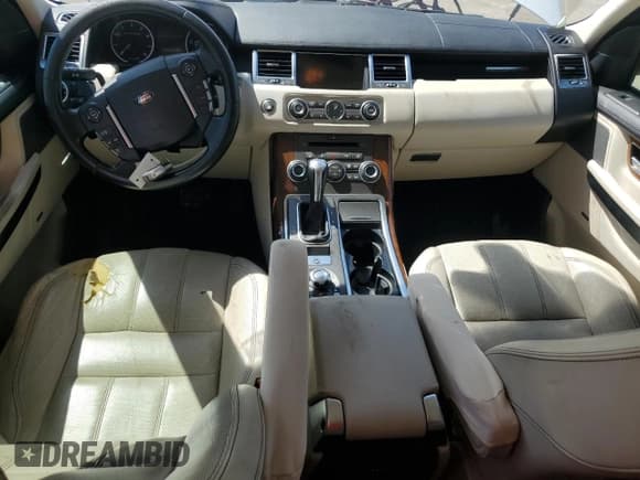 ✅ 2011 Land Rover Range Rover Sport SC • VIN: SALSH2E42BA273147 • Lot: 84803465. Listed on Copart with 116,758 mi. Free auction sales archive from the USA and detailed vehicle history report at DreamBid. Image 8.